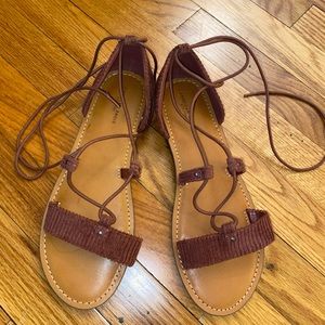 Brown American Eagle Gladiator Wrap Sandals
